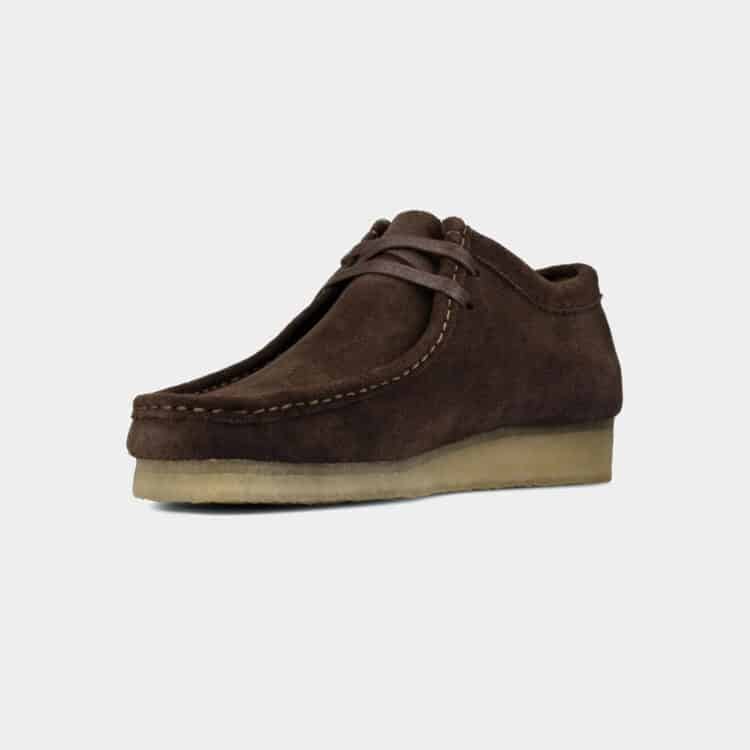 Ruidoso niebla Lingüística Wallabee dark brown zapatos Clarks en Regaliz Funwear