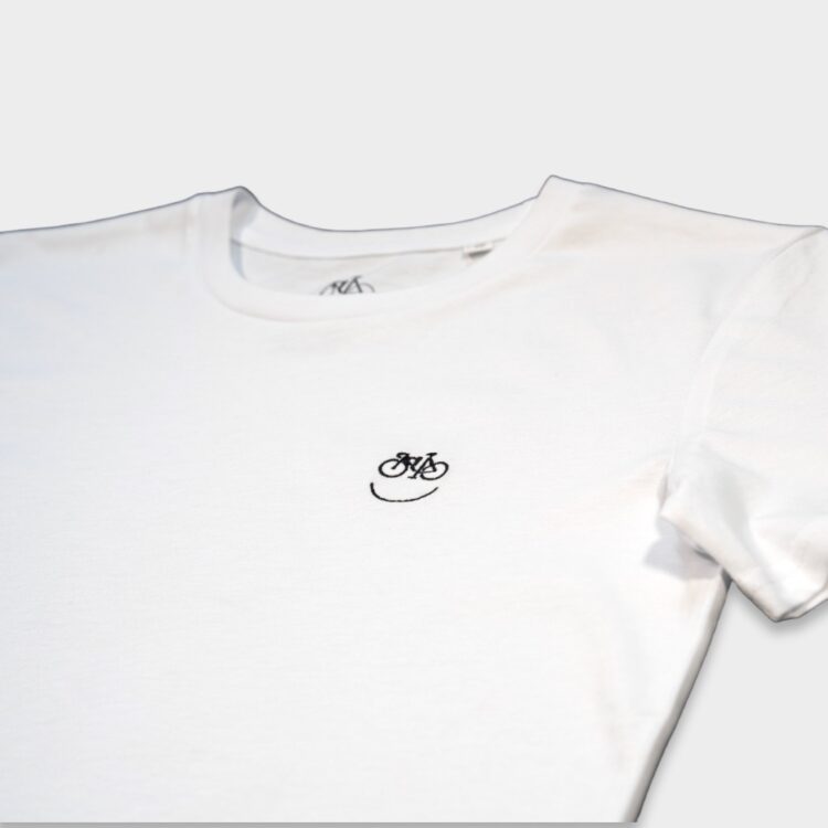 Camiseta lit Logo white de Chela Clo blanca