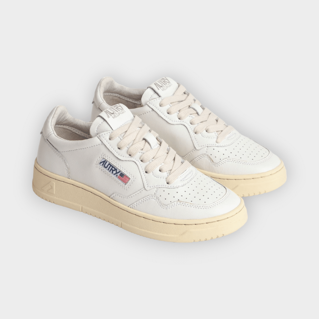 Medalist low white leather